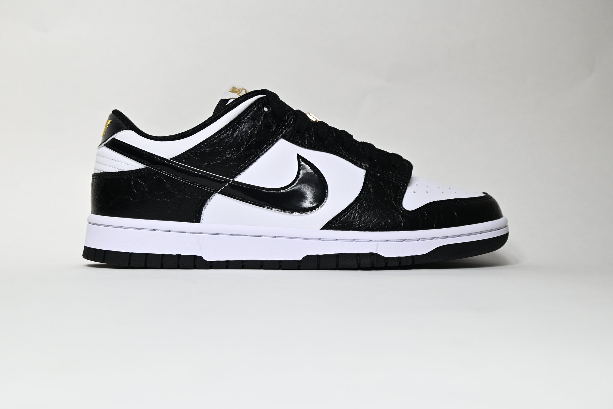 Nike Dunk Low SE World Champs Black White DR9511-100