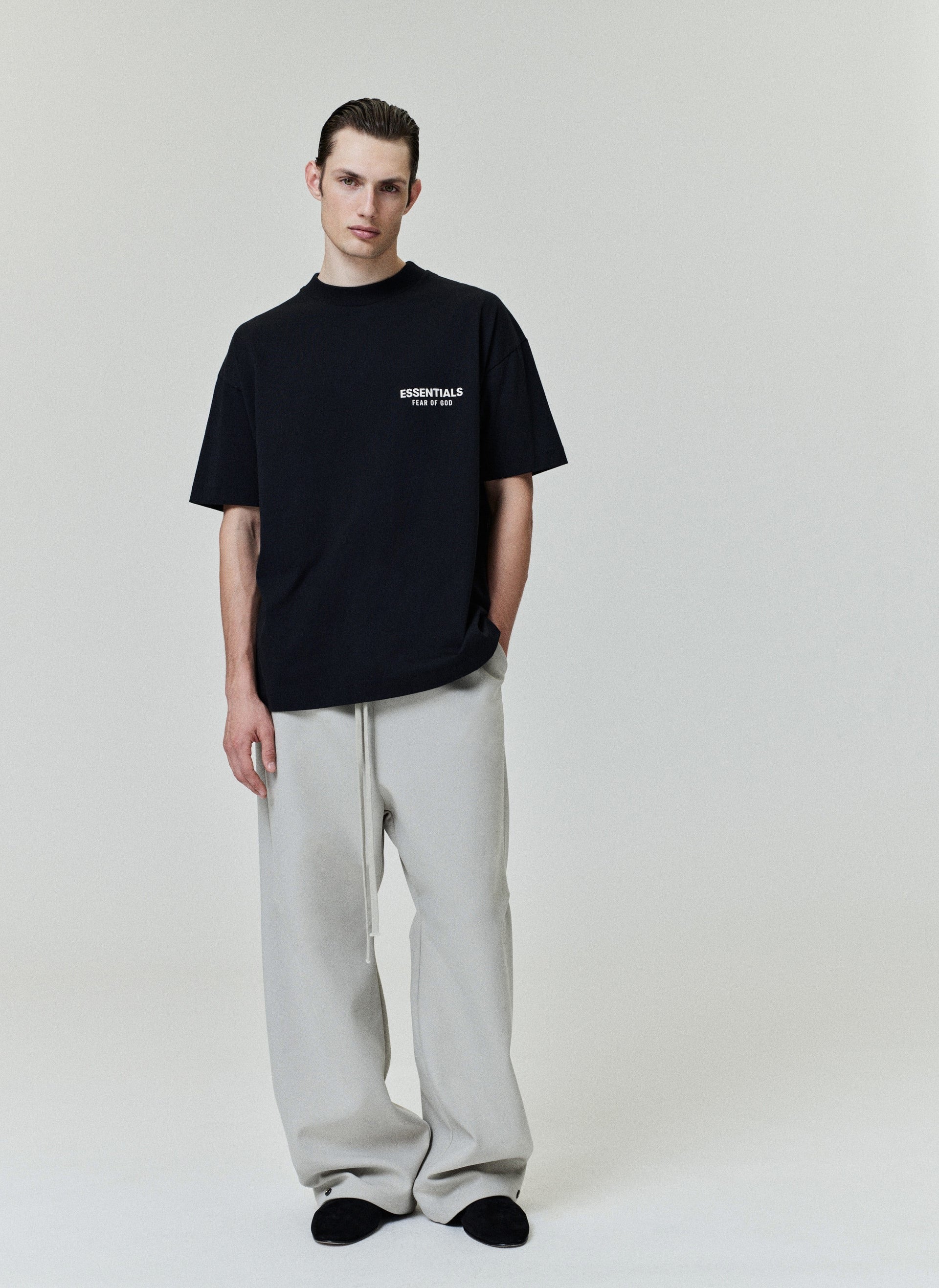 Fear of God Essentials - Classic Fit T-Shirt Jet Black