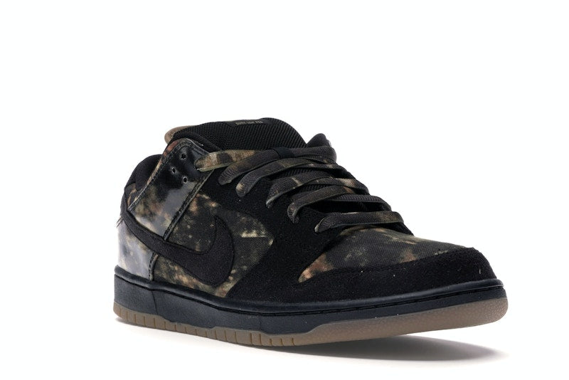 Nike Dunk Low SB "Pushead 2"