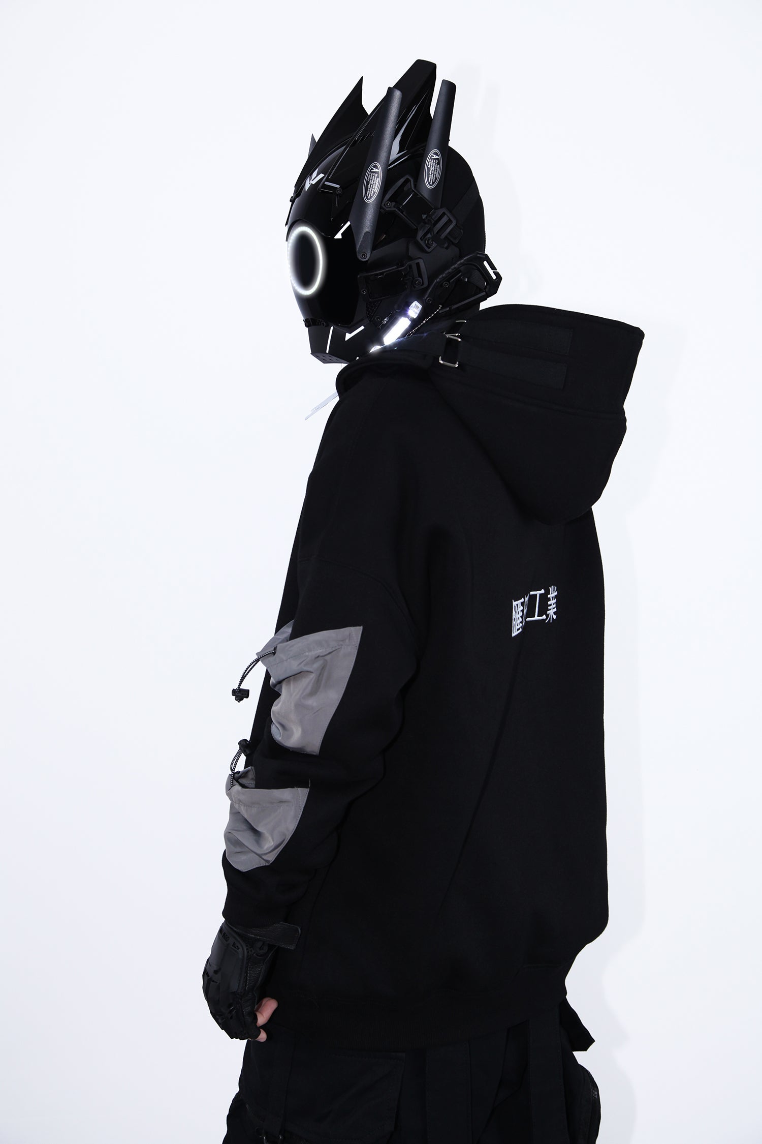 B-Ci White Tech Mask