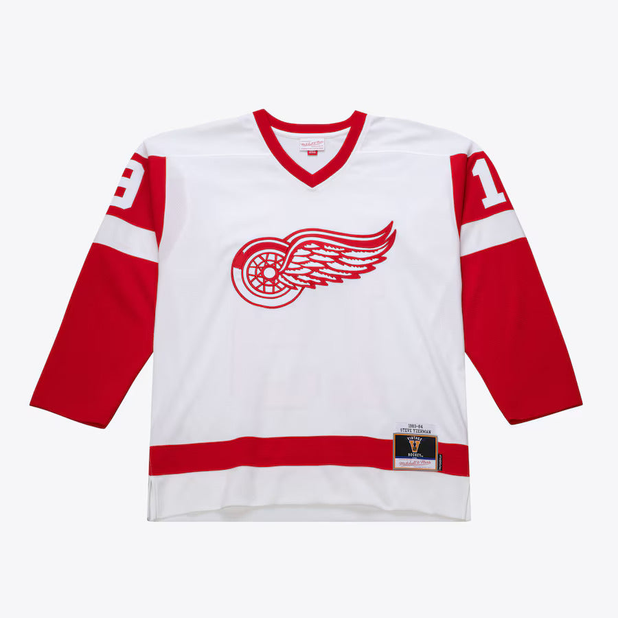 Mitchell & Ness Men's Steve Yzerman White Detroit Red Wings 1983/84 Power Play Player Jersey