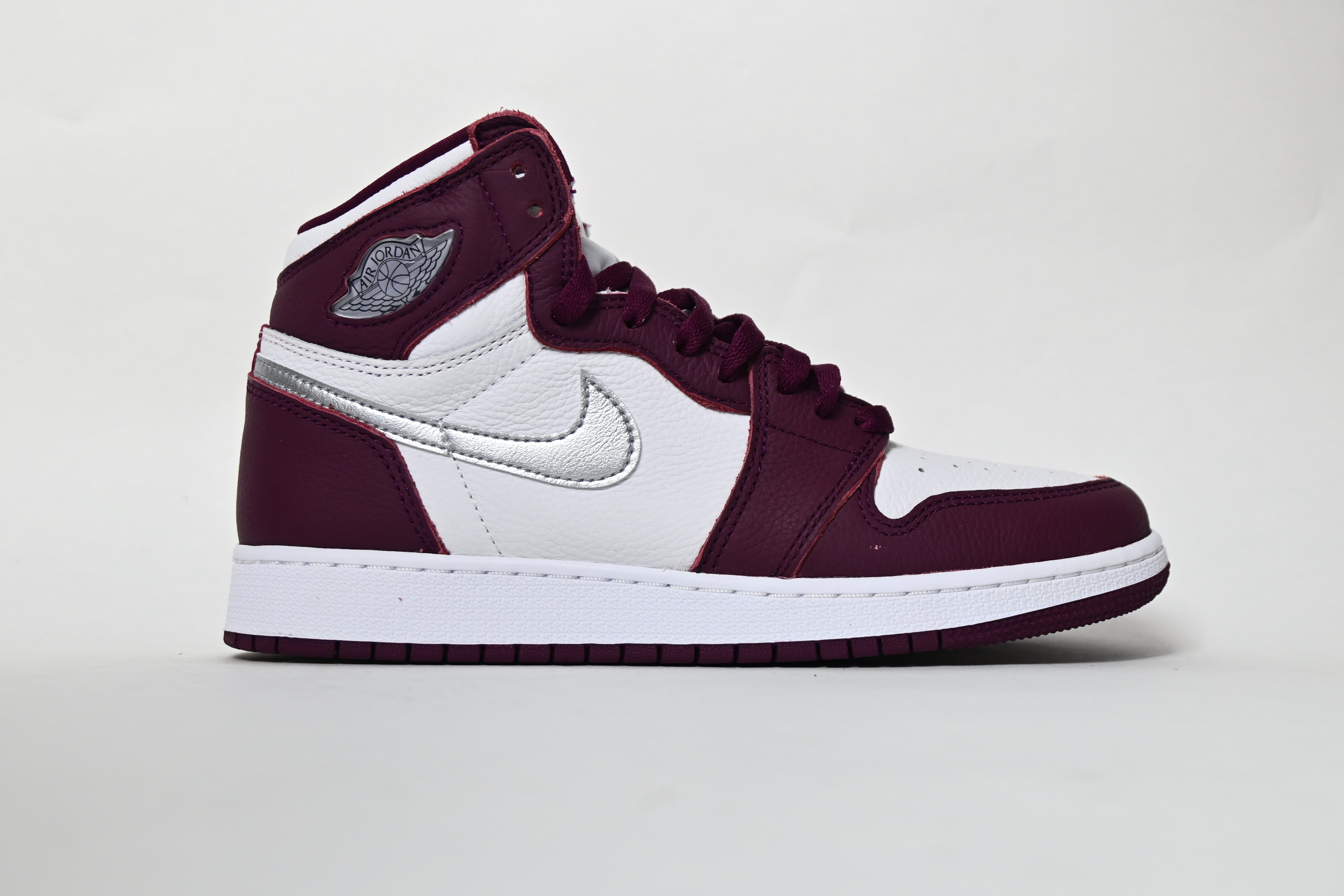 Jordan 1 Retro High OG Bordeaux (GS) - 575441-611