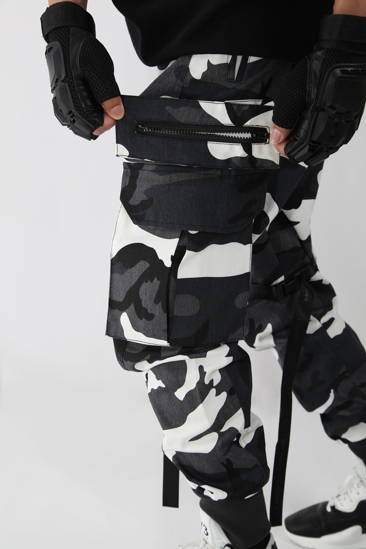 IBP1828 Noble Cargo Pants