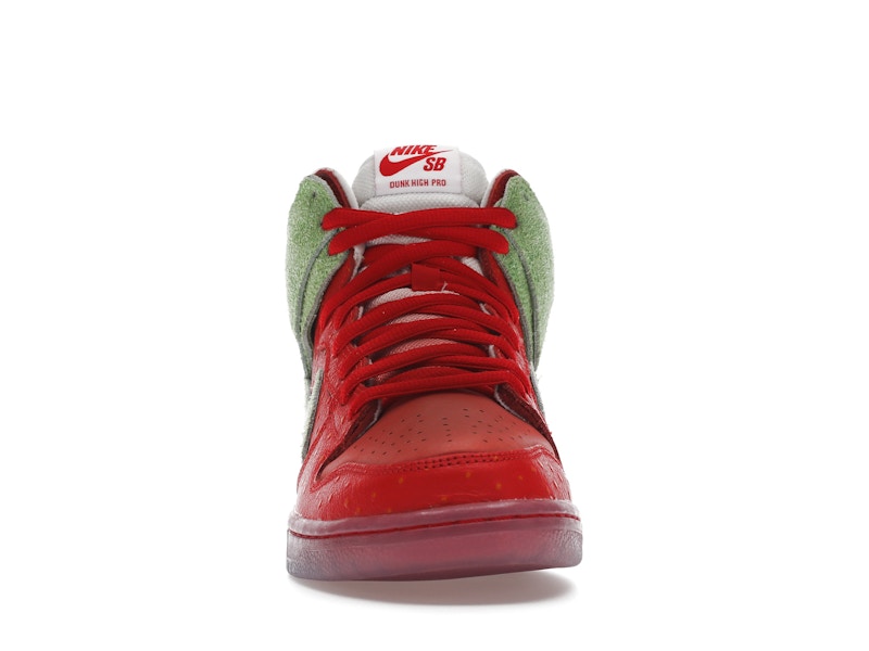 Nike SB Dunk High "Strawberry Cough"