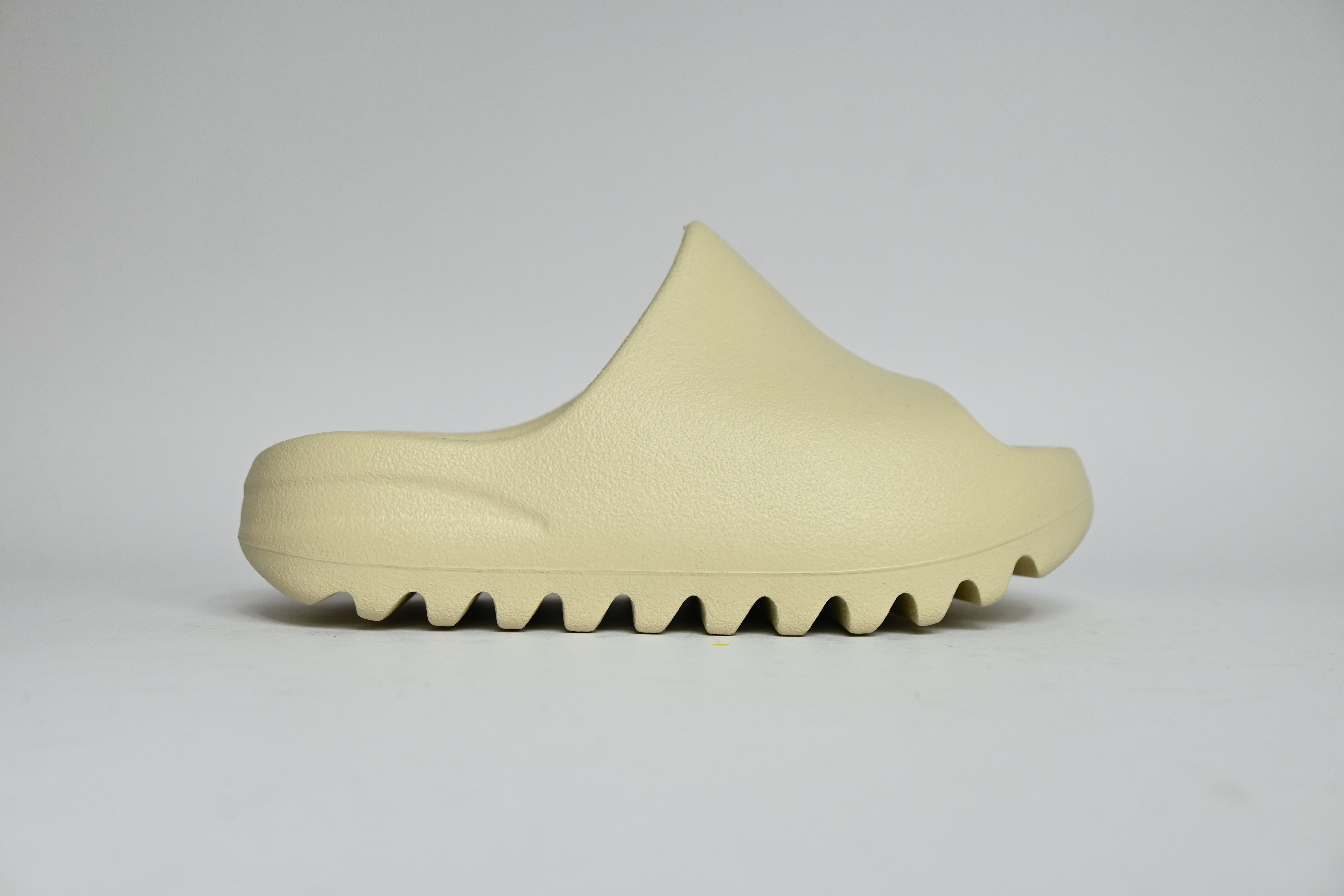 adidas Yeezy Slide Bone (2022) (Kids) -  FZ5902